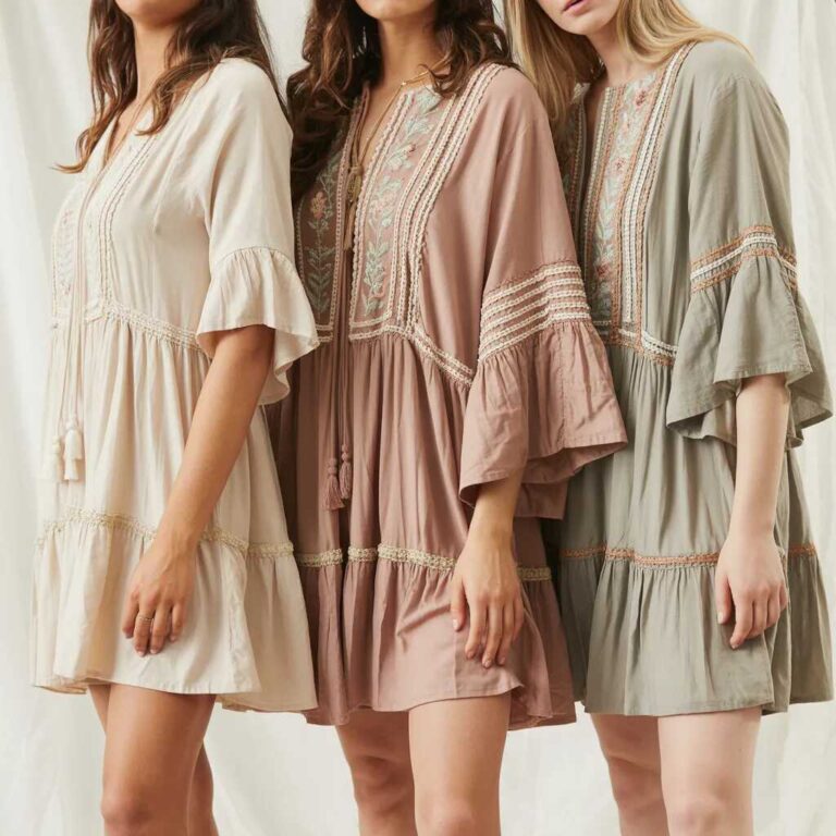 krótkie sukienki w stylu boho